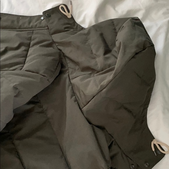 Gap Primaloft Hooded Puffer Jacket Size L - Picture 6 of 7